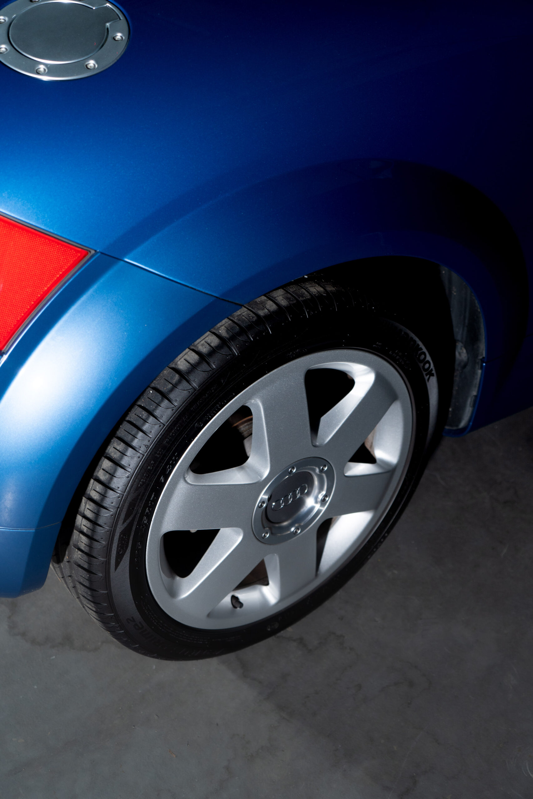 audi-TT-Bleue-48