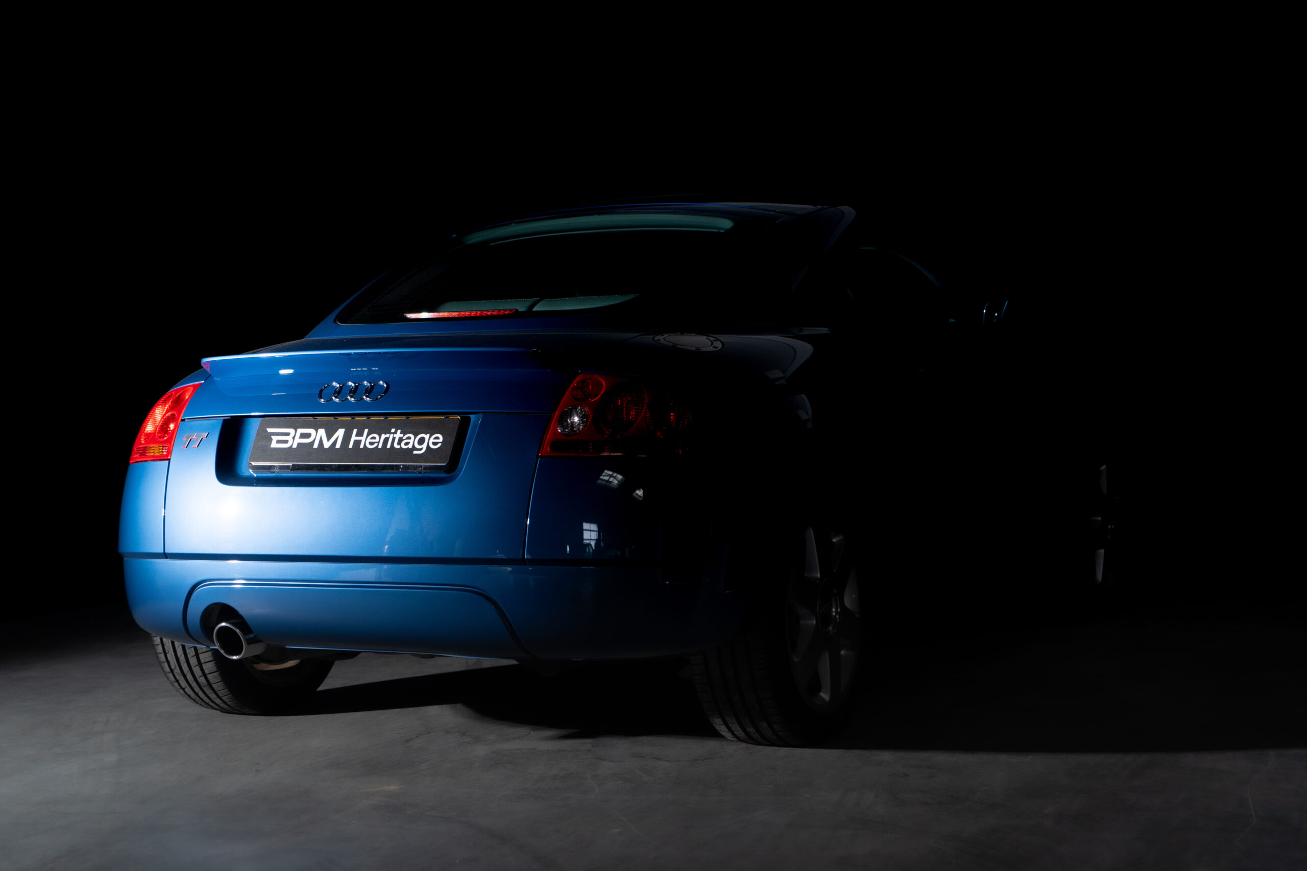 audi-TT-Bleue-49