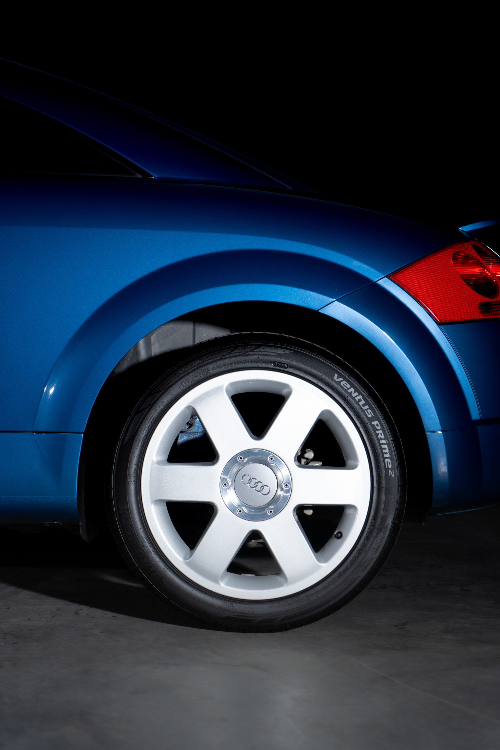 audi-TT-Bleue-51