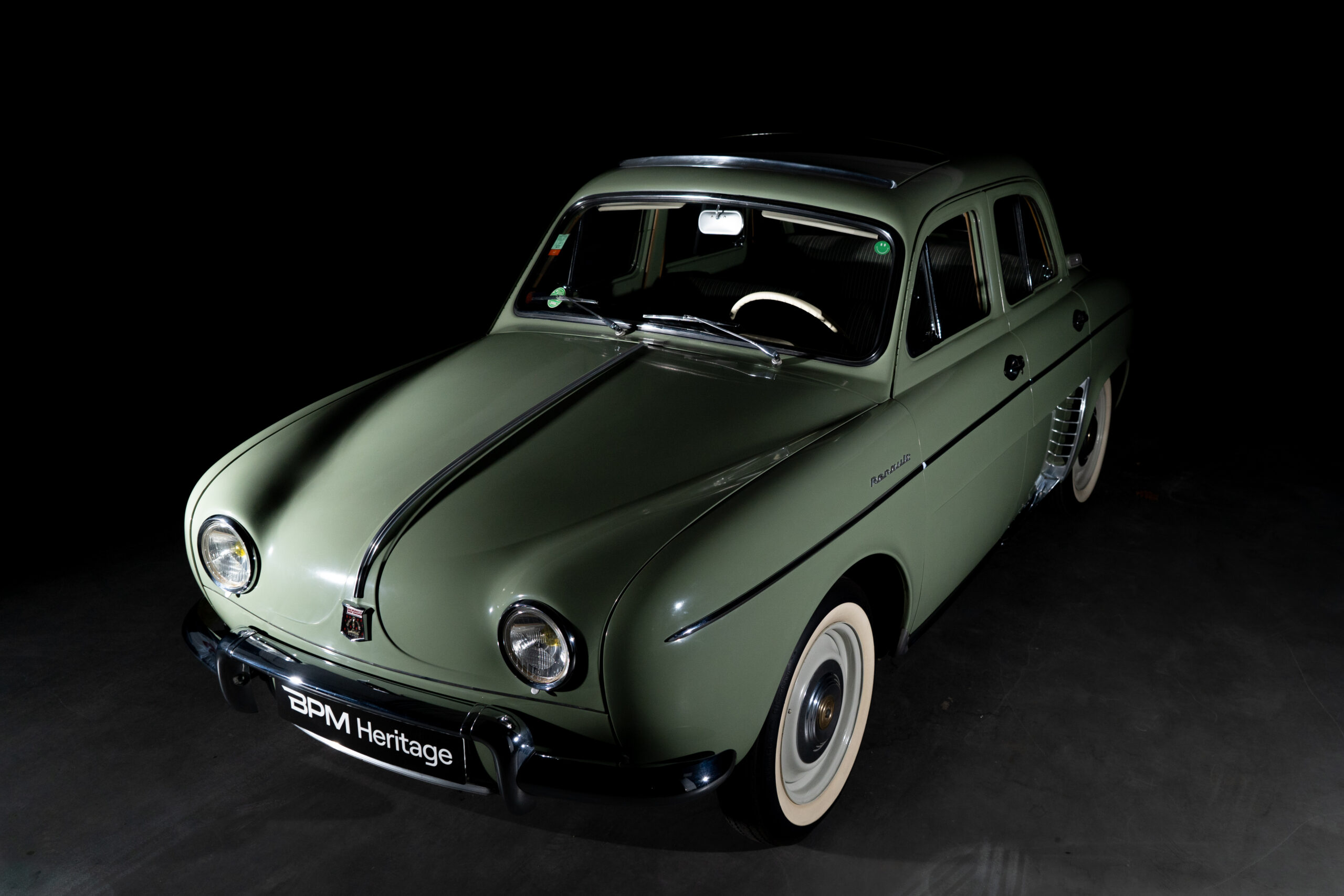 renault Dauphine-5